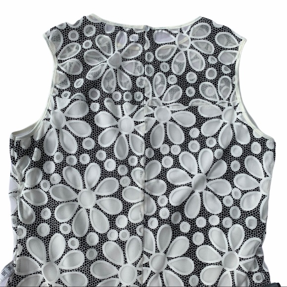 White Midi A Line Daisy Dress DONNA Size: M - Picture 7 of 11